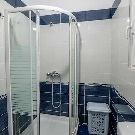 Genti Apartment *